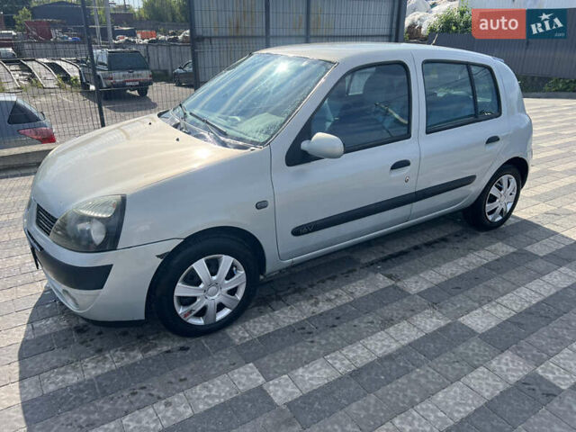 Рено Клио, объемом двигателя 1.1 л и пробегом 220 тыс. км за 2750 $, фото 12 на Automoto.ua