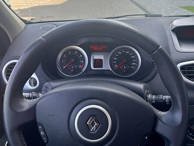 Рено Кліо, об'ємом двигуна 1.6 л та пробігом 160 тис. км за 6200 $, фото 9 на Automoto.ua