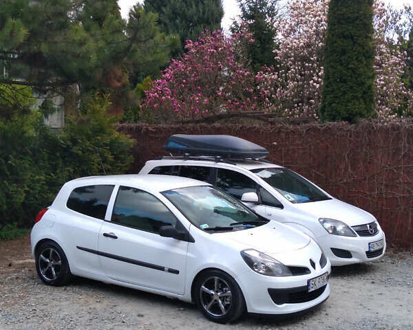Рено Клио, объемом двигателя 1.5 л и пробегом 199 тыс. км за 4000 $, фото 4 на Automoto.ua