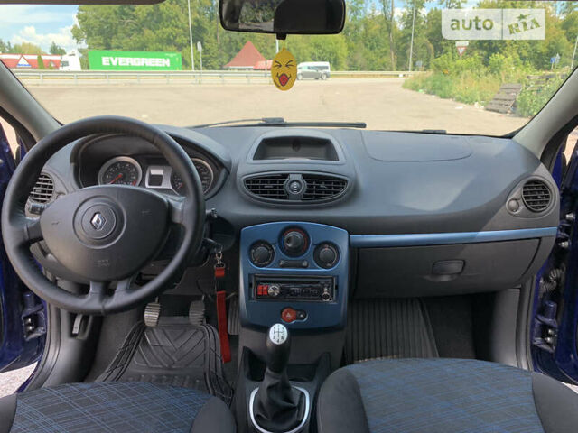 Рено Клио, объемом двигателя 1.2 л и пробегом 190 тыс. км за 4000 $, фото 13 на Automoto.ua