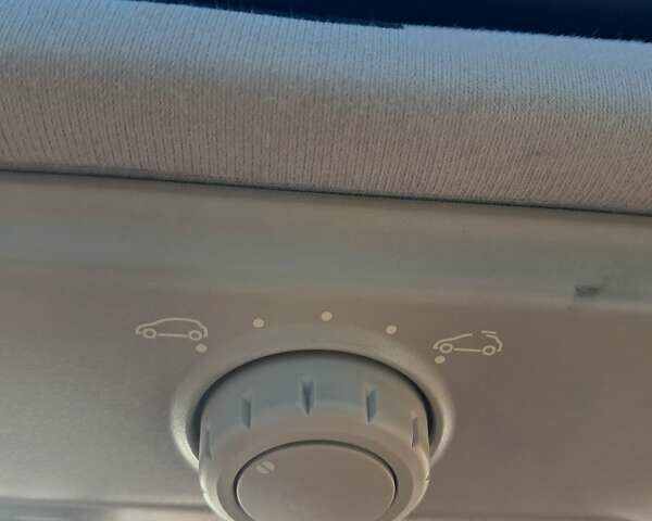 Рено Клио, объемом двигателя 1.5 л и пробегом 265 тыс. км за 4900 $, фото 6 на Automoto.ua