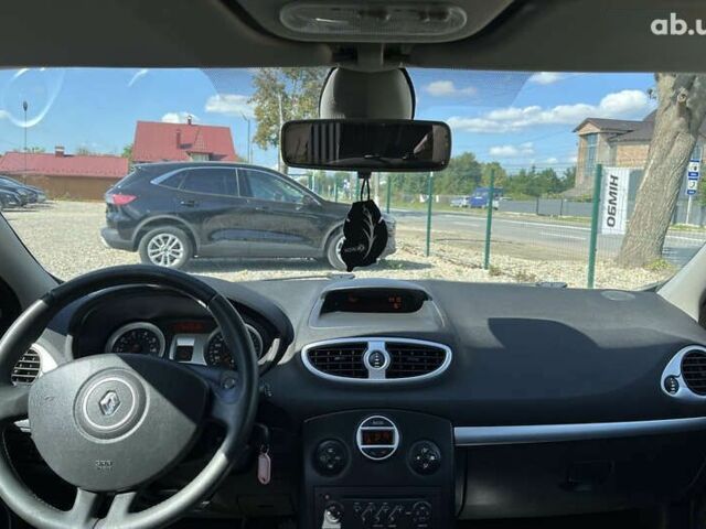 Рено Клио, объемом двигателя 1.2 л и пробегом 181 тыс. км за 5300 $, фото 17 на Automoto.ua