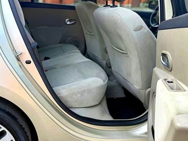 Рено Клио, объемом двигателя 1.6 л и пробегом 150 тыс. км за 5200 $, фото 5 на Automoto.ua