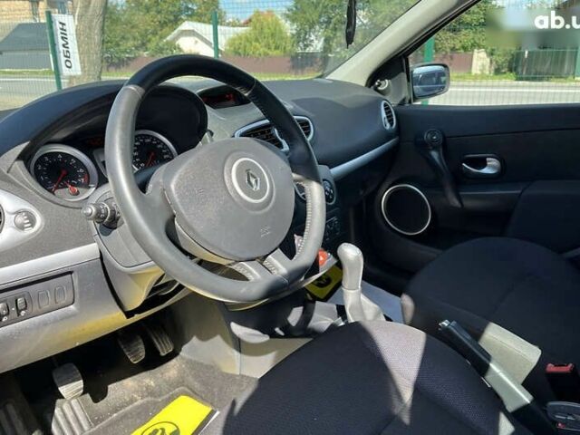 Рено Клио, объемом двигателя 1.2 л и пробегом 181 тыс. км за 5300 $, фото 9 на Automoto.ua