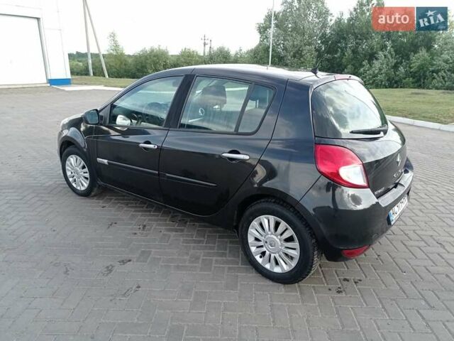 Рено Клио, объемом двигателя 1.2 л и пробегом 116 тыс. км за 5100 $, фото 6 на Automoto.ua