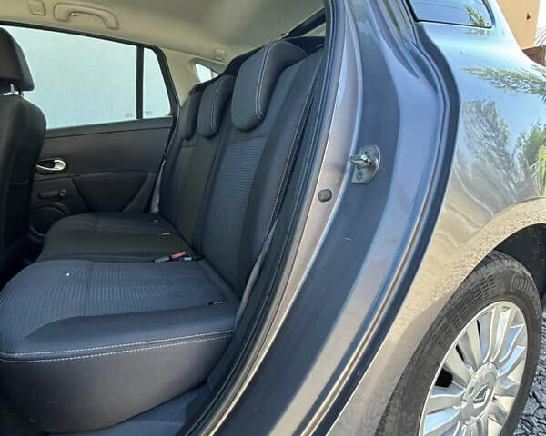 Рено Кліо, об'ємом двигуна 1.2 л та пробігом 218 тис. км за 5100 $, фото 41 на Automoto.ua