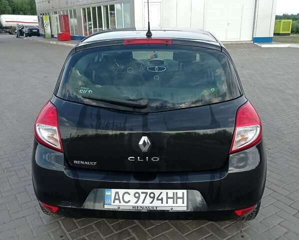 Рено Клио, объемом двигателя 1.2 л и пробегом 116 тыс. км за 5100 $, фото 7 на Automoto.ua
