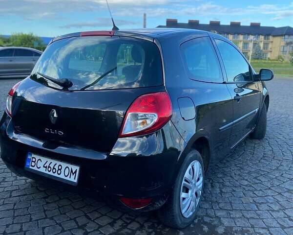 Рено Клио, объемом двигателя 1.15 л и пробегом 187 тыс. км за 3800 $, фото 17 на Automoto.ua
