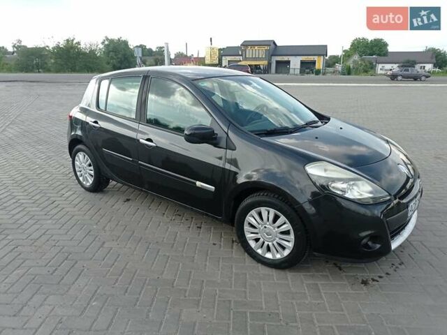 Рено Клио, объемом двигателя 1.2 л и пробегом 116 тыс. км за 5100 $, фото 8 на Automoto.ua