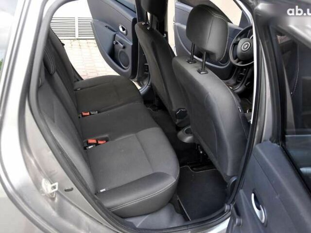 Рено Клио, объемом двигателя 1.2 л и пробегом 220 тыс. км за 4100 $, фото 20 на Automoto.ua