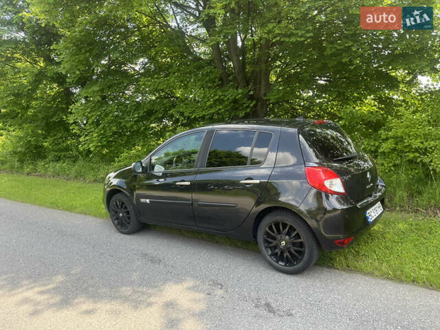 Рено Клио, объемом двигателя 1.5 л и пробегом 202 тыс. км за 5850 $, фото 10 на Automoto.ua