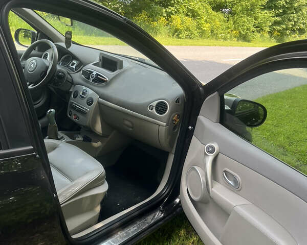 Рено Клио, объемом двигателя 1.5 л и пробегом 202 тыс. км за 5850 $, фото 17 на Automoto.ua