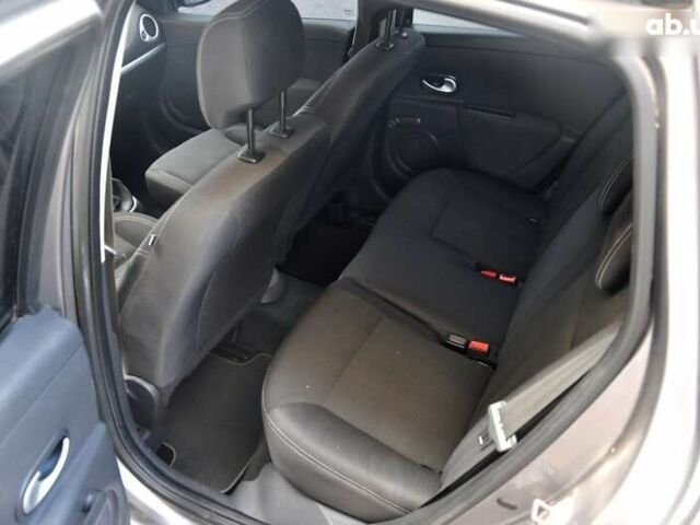 Рено Клио, объемом двигателя 1.2 л и пробегом 220 тыс. км за 4100 $, фото 17 на Automoto.ua