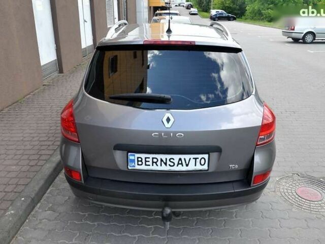 Рено Клио, объемом двигателя 1.2 л и пробегом 220 тыс. км за 4100 $, фото 7 на Automoto.ua