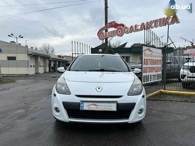 Рено Клио, объемом двигателя 1.5 л и пробегом 149 тыс. км за 6999 $, фото 1 на Automoto.ua