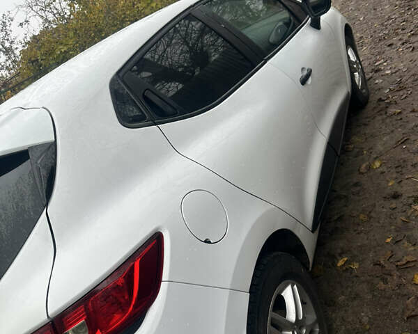 Рено Клио, объемом двигателя 1.46 л и пробегом 298 тыс. км за 6800 $, фото 2 на Automoto.ua