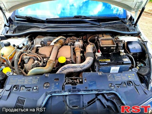 Рено Клио, объемом двигателя 1.5 л и пробегом 231 тыс. км за 6500 $, фото 6 на Automoto.ua