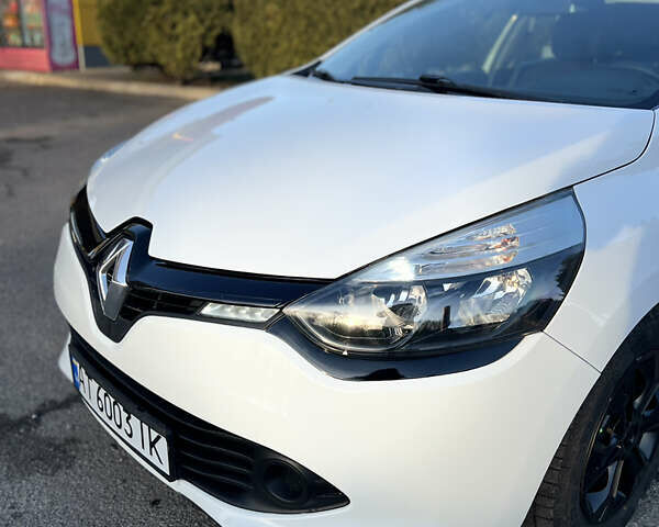 Рено Клио, объемом двигателя 1.5 л и пробегом 260 тыс. км за 7300 $, фото 17 на Automoto.ua