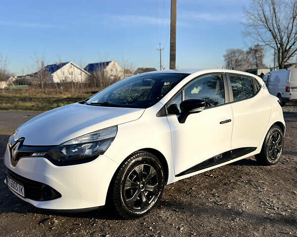 Рено Клио, объемом двигателя 1.5 л и пробегом 260 тыс. км за 7300 $, фото 2 на Automoto.ua