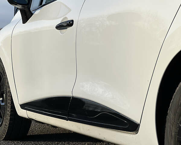 Рено Клио, объемом двигателя 1.5 л и пробегом 260 тыс. км за 7300 $, фото 5 на Automoto.ua