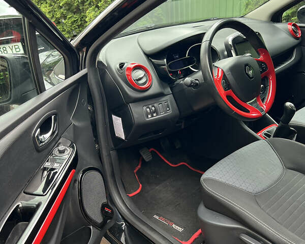 Рено Клио, объемом двигателя 0.9 л и пробегом 139 тыс. км за 8550 $, фото 4 на Automoto.ua
