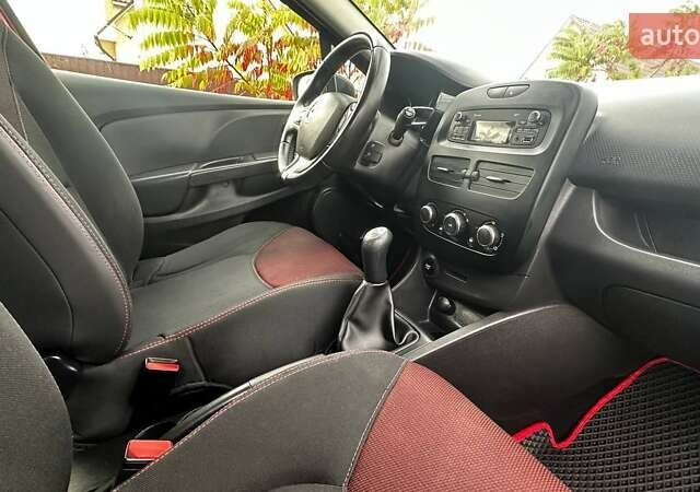 Рено Клио, объемом двигателя 1.46 л и пробегом 230 тыс. км за 7900 $, фото 19 на Automoto.ua