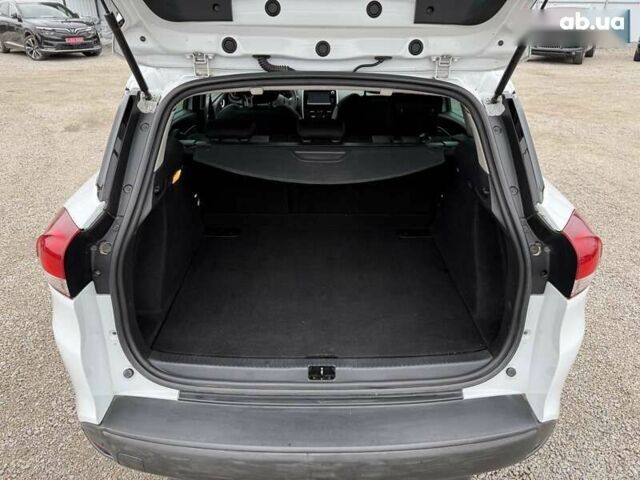 Рено Клио, объемом двигателя 1.5 л и пробегом 142 тыс. км за 9500 $, фото 12 на Automoto.ua