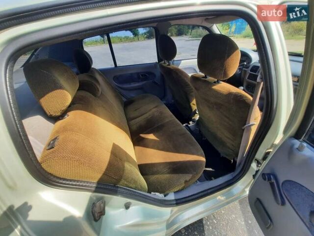 Рено Клио, объемом двигателя 1.4 л и пробегом 321 тыс. км за 3400 $, фото 24 на Automoto.ua