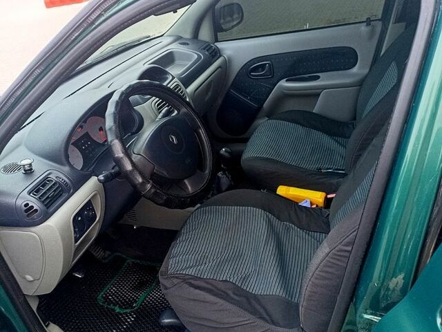 Рено Клио 2003 в Полтаве на Automoto.ua Рено Клио, объемом двигателя 1.4 л и пробегом 330 тыс. км за 2750 $, фото 10 на Automoto.ua