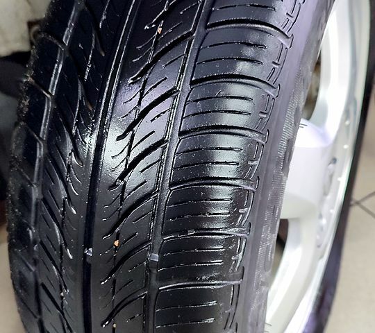 Рено Клио, объемом двигателя 1.4 л и пробегом 220 тыс. км за 3500 $, фото 7 на Automoto.ua