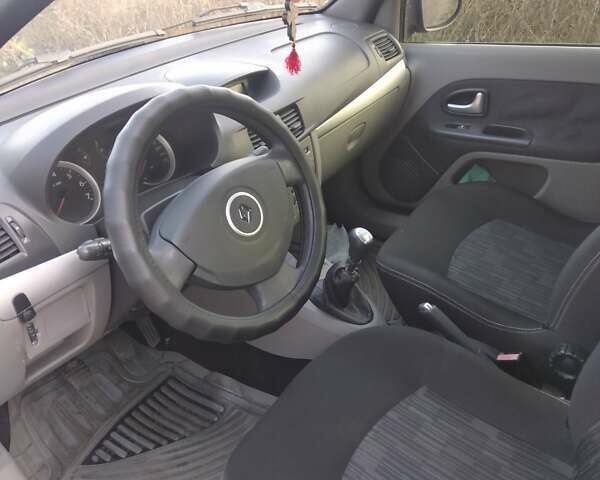 Рено Кліо, об'ємом двигуна 1.4 л та пробігом 208 тис. км за 4800 $, фото 6 на Automoto.ua