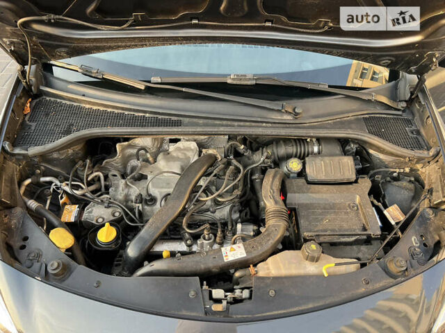 Рено Клио, объемом двигателя 1.2 л и пробегом 165 тыс. км за 4999 $, фото 30 на Automoto.ua