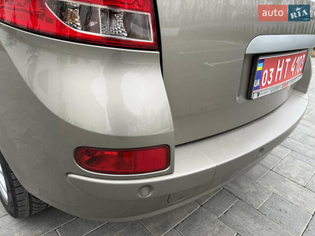 Рено Кліо, об'ємом двигуна 1.2 л та пробігом 197 тис. км за 5600 $, фото 16 на Automoto.ua