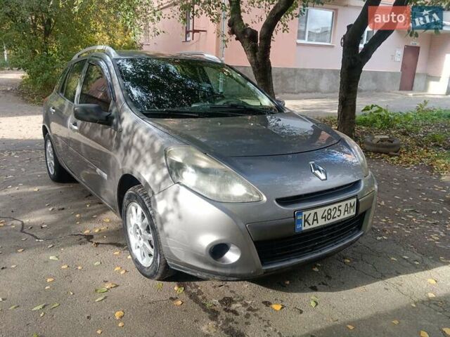 Рено Клио, объемом двигателя 1.5 л и пробегом 175 тыс. км за 4000 $, фото 8 на Automoto.ua