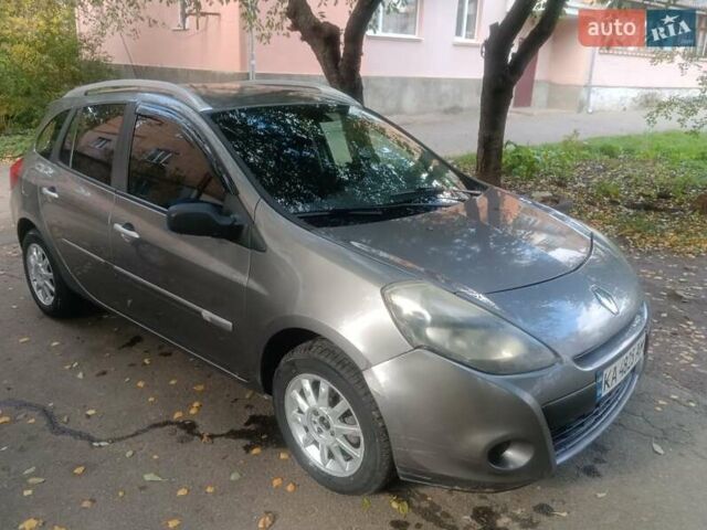 Рено Клио, объемом двигателя 1.5 л и пробегом 175 тыс. км за 4000 $, фото 19 на Automoto.ua
