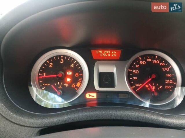 Рено Клио, объемом двигателя 1.5 л и пробегом 175 тыс. км за 4000 $, фото 26 на Automoto.ua