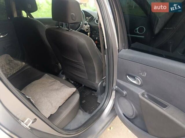 Рено Клио, объемом двигателя 1.5 л и пробегом 175 тыс. км за 4000 $, фото 10 на Automoto.ua