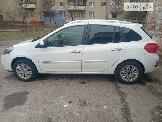 Рено Клио, объемом двигателя 1.2 л и пробегом 301 тыс. км за 5700 $, фото 6 на Automoto.ua