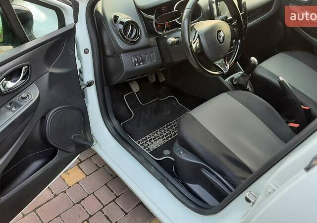 Рено Клио, объемом двигателя 1.46 л и пробегом 242 тыс. км за 6999 $, фото 12 на Automoto.ua