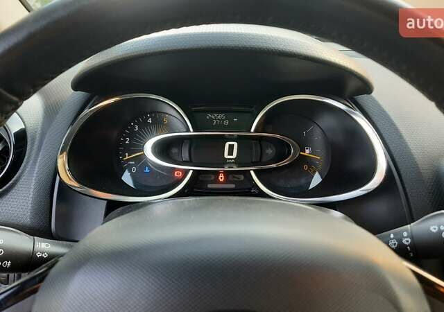 Рено Клио, объемом двигателя 1.46 л и пробегом 242 тыс. км за 6999 $, фото 14 на Automoto.ua