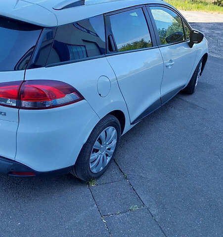 Рено Клио, объемом двигателя 1.46 л и пробегом 188 тыс. км за 7200 $, фото 1 на Automoto.ua