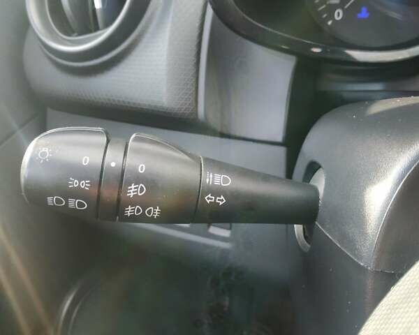 Рено Клио, объемом двигателя 1.5 л и пробегом 248 тыс. км за 7800 $, фото 2 на Automoto.ua
