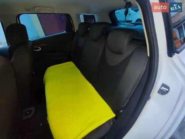 Рено Клио, объемом двигателя 1.5 л и пробегом 250 тыс. км за 8500 $, фото 8 на Automoto.ua
