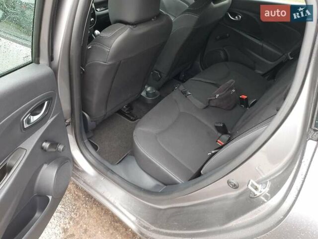 Рено Клио, объемом двигателя 1.5 л и пробегом 230 тыс. км за 8700 $, фото 2 на Automoto.ua