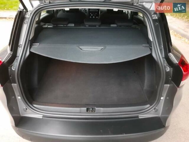 Рено Клио, объемом двигателя 1.5 л и пробегом 230 тыс. км за 8700 $, фото 5 на Automoto.ua