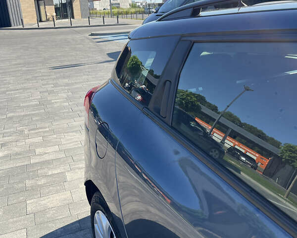 Рено Клио, объемом двигателя 1.15 л и пробегом 64 тыс. км за 9200 $, фото 4 на Automoto.ua