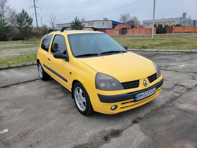 Желтый Рено Клио, объемом двигателя 1.5 л и пробегом 220 тыс. км за 2400 $, фото 1 на Automoto.ua