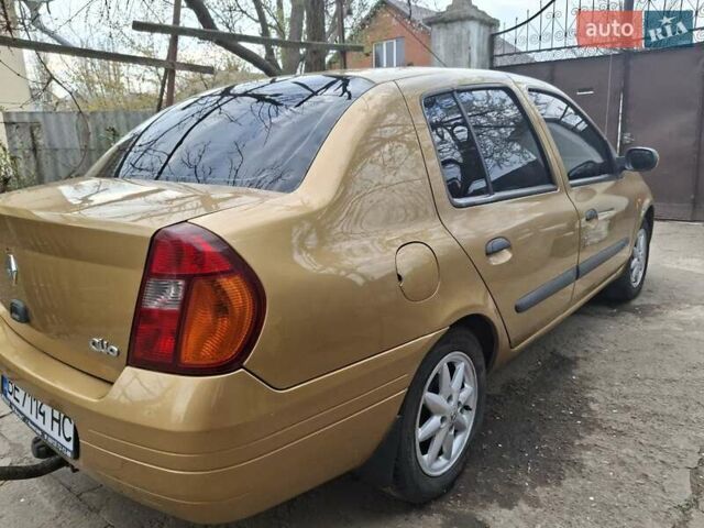 Жовтий Рено Кліо, об'ємом двигуна 1.4 л та пробігом 240 тис. км за 3900 $, фото 9 на Automoto.ua