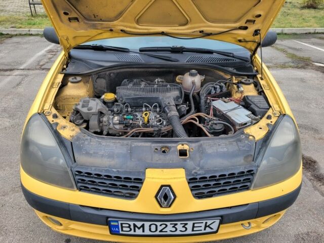 Желтый Рено Клио, объемом двигателя 1.5 л и пробегом 220 тыс. км за 2400 $, фото 6 на Automoto.ua