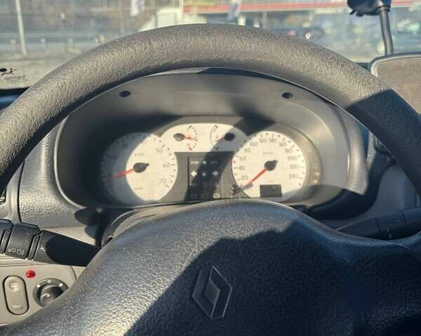 Жовтий Рено Кліо, об'ємом двигуна 1.4 л та пробігом 326 тис. км за 2700 $, фото 11 на Automoto.ua